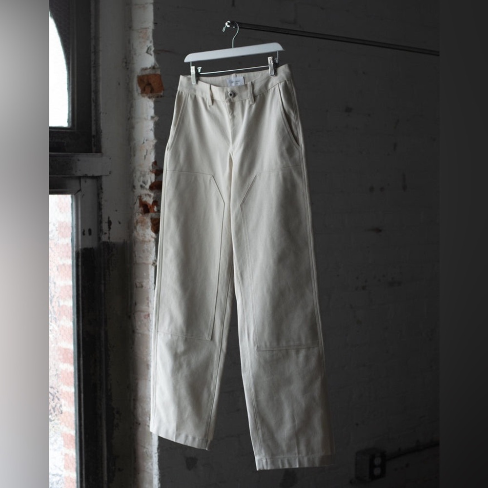 Classic Mid-Rise Straight Leg Pants in Cream